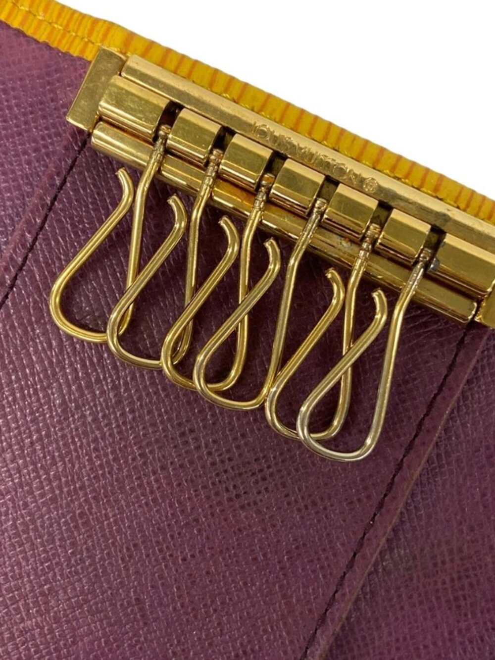 LOUIS VUITTON Multicles 6 M63819 Jaune Epi SP0916 Key Case Leathe - Picture 4 of 11